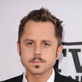 Go to Giovanni Ribisi