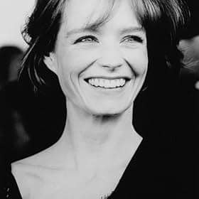 Go to Suzy Amis
