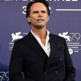Go to Walton Goggins