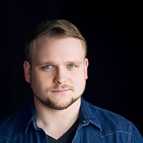 Go to Wyatt Bowen